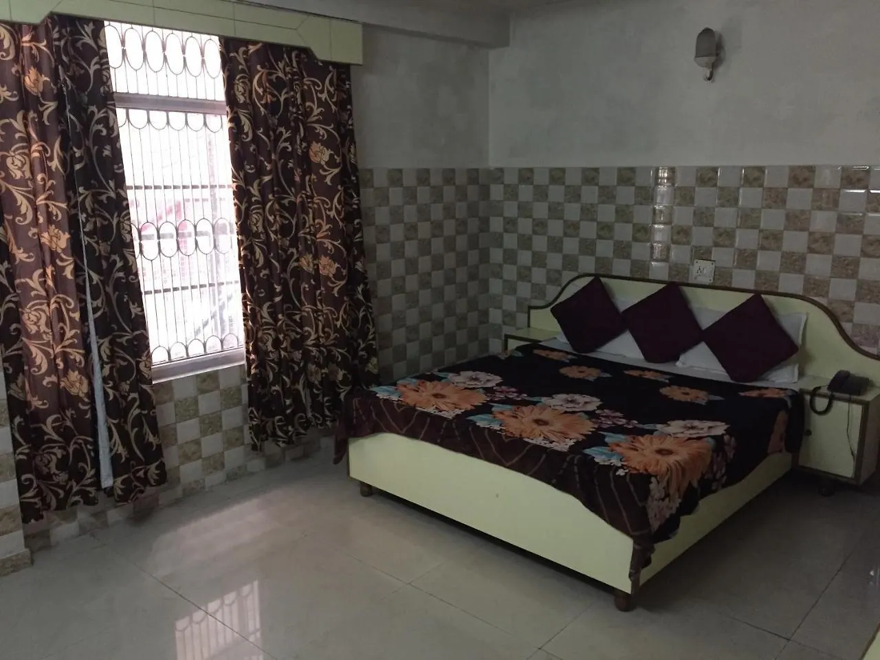 Hotel Lotus Shimla